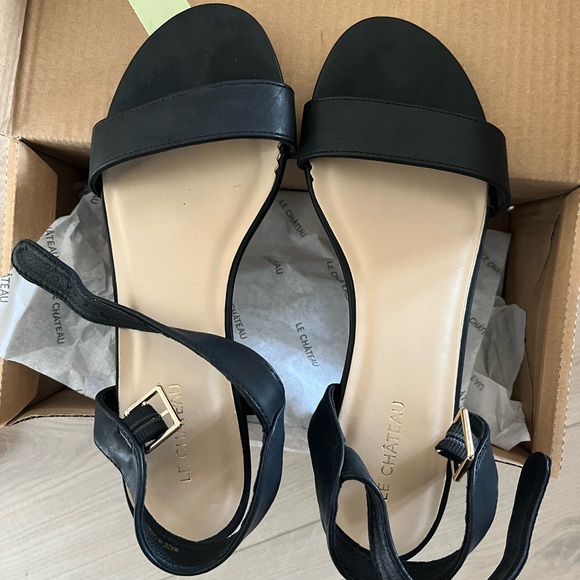 Sandals - Picture 3 of 8